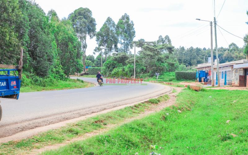 Prime Residential Plot Touching Tarmac For Sale In Kikuyu, Kamangu.