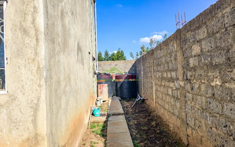 3 Bedroom Flat Roof For Sale In Kikuyu, Thigio