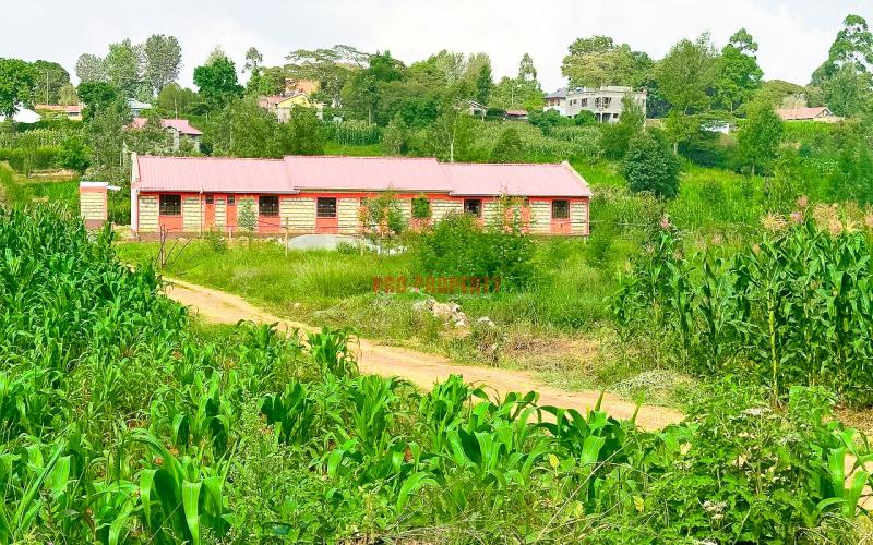 Plots For Sale Touching Tarmac In Kikuyu, Ondiri.