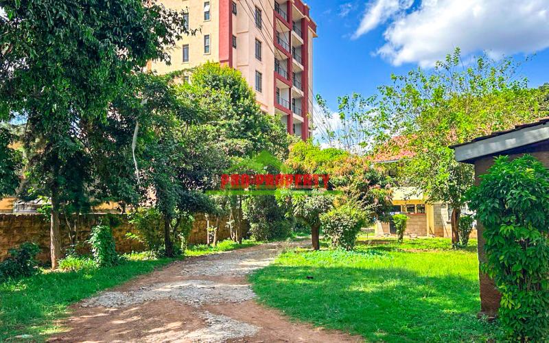 Prime Commercial plot for sale in Kinoo, Muthiga