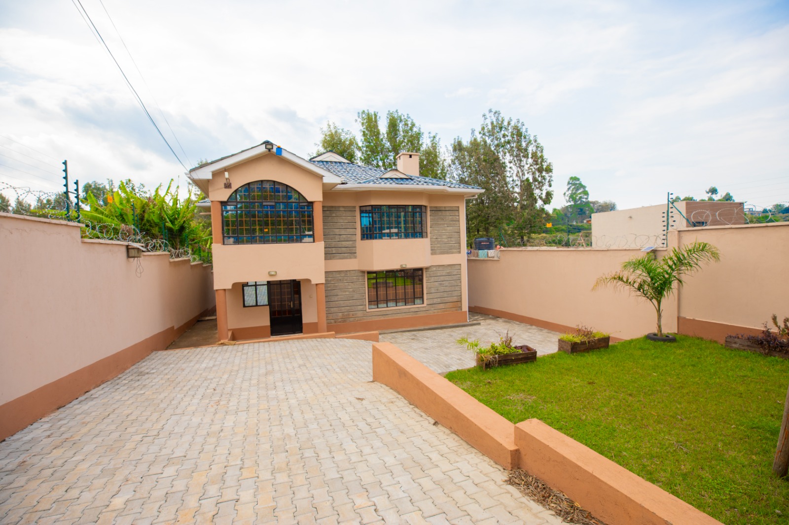 5-Bedroom Maisonette for Sale in Kikuyu, Ondiri