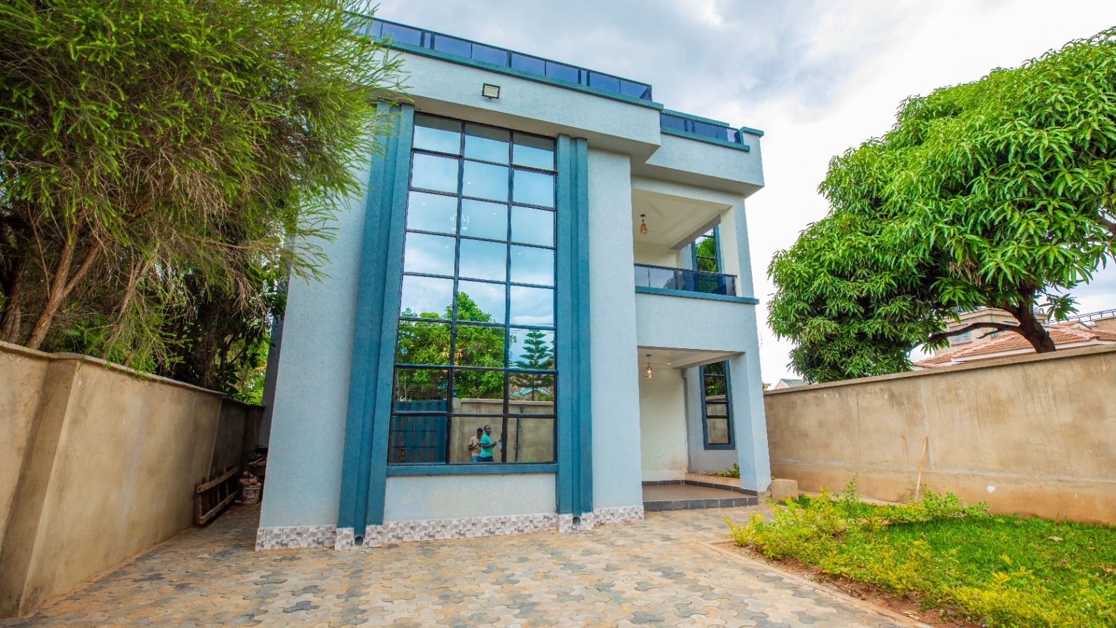 Elegant 4-Bedroom Standalone Maisonette FOR SALE – Kenyatta Road Estate